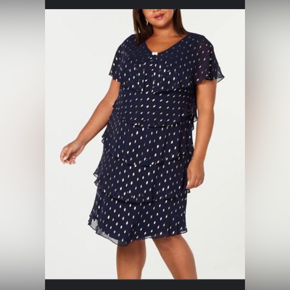 Metallic Glitter Printed Short Sleeve Tier Dress - Picture 1 of 7